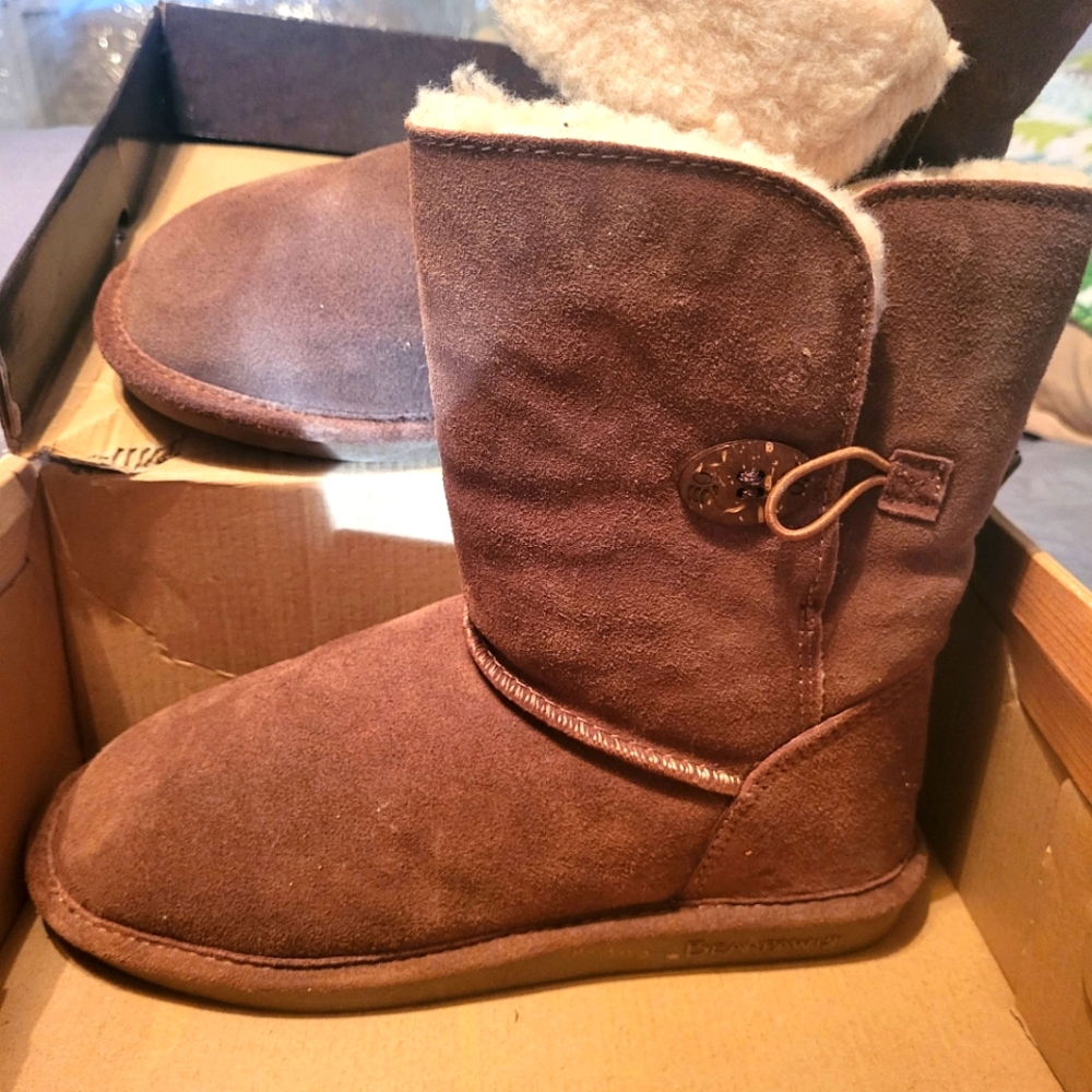 BearPaw Brown Boots Size 9